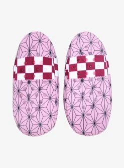 Demon Slayer: Kimetsu No Yaiba Nezuko Kamado Kimono Pattern Slipper Socks - BoxLunch Exclusive -Cozy Mode Store 19183850 av2